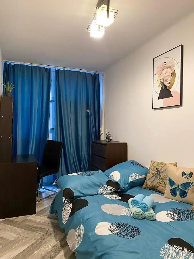 Guest House Pereca 13/19 Warsaw 0*,  Poland